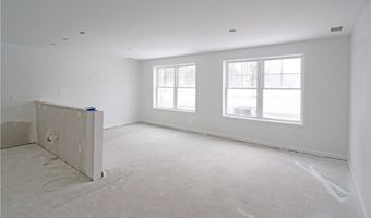8983 Iroquois St, Angola, NY 14006