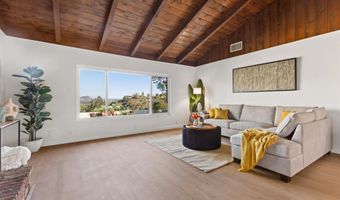 25311 Jesmond Dene Rd, Escondido, CA 92026