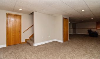 1017 10th Ave NW, Altoona, IA 50009