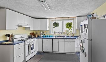 28 Gardner St, Arlington, MA 02474