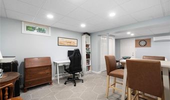 19 Narragansett Ave, Glocester, RI 02814
