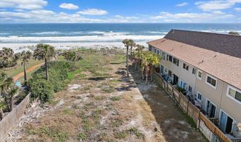 1025 BEACH Ave, Atlantic Beach, FL 32233