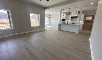 1001 Duke Dr, Bauxite, AR 72011