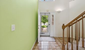 4274 Hillside Dr, Ann Arbor, MI 48105