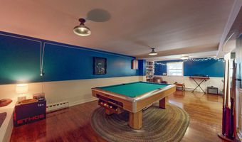 42 Wedgewood Dr, Danbury, CT 06811