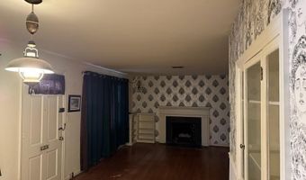 8917 SENECA Ln, Bethesda, MD 20817