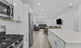 1092 E NEWLAND Dr, Chandler, AZ 85286