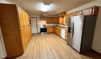 75 Moore Ave, Batesville, AR 72501