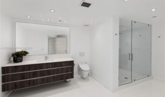 19955 NE 38th Ct 2205, Aventura, FL 33180