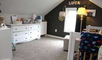 19780 Armada Ridge Rd, Armada, MI 48005