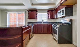 700 S Ardmore Ave 204, Los Angeles, CA 90005