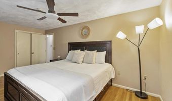 14 Olde Berry Rd, Andover, MA 01810