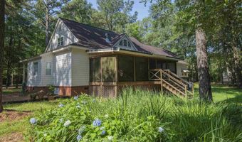 151 Mockingbird Ln, Atmore, AL 36502