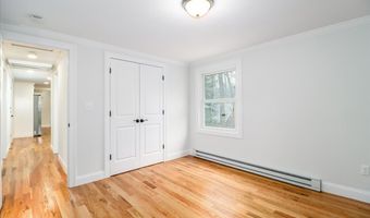 27 Long Meadow Ln, Bethel, CT 06801