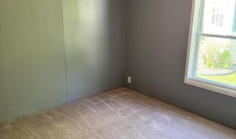 829 Savannah River Dr, Adrian, MI 49221