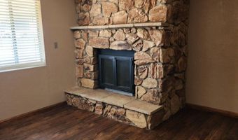 906 TOWNSEND Ave, Aztec, NM 87410