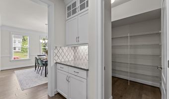 23754 KILKERRAN Dr, Aldie, VA 20105