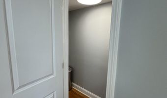 211 Montowese St, Branford, CT 06405