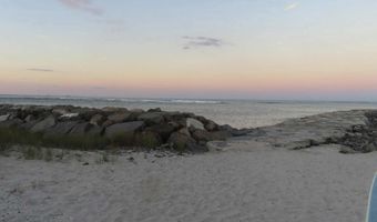 281 7TH St, Avalon, NJ 08202