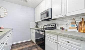 2428 E UNIVERSITY Dr, Auburn, AL 36830