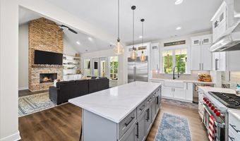 1380 Cronic Town, Auburn, GA 30011