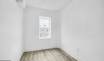2046 E HUNTINGDON St 3F, Philadelphia, PA 19125