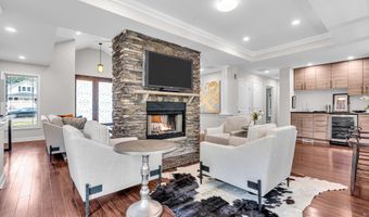 199 Pinckney Rd, Little Silver, NJ 07739