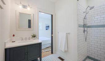 26 Old Stone Church Rd, Little Compton, RI 02837
