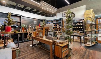 417 N Main St, Austin, MN 55912