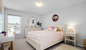 108 Boxelder Ln, Amherst, NY 14228