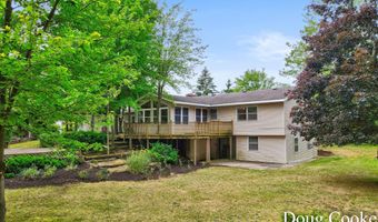 10574 88th Ave, Allendale, MI 49401