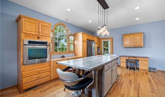 738 County Road 620, Ashland, OH 44805