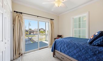 112 Robin Ave B, Atlantic Beach, NC 28512
