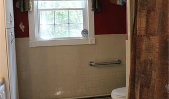 25 Beechnut Dr, Johnston, RI 02919