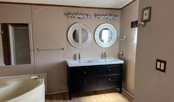 180 Snell Rd, Carrizozo, NM 88301