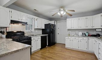 116 Deer Hill Ave, Danbury, CT 06810