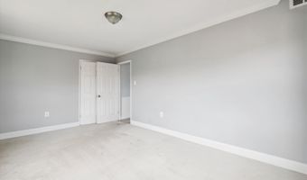 5909 QUANTRELL Ave 203, Alexandria, VA 22312