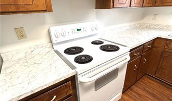 253 Sleepy Creek Dr, Athens, GA 30605
