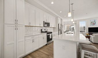 2872 Hardwick Rd, Ann Arbor, MI 48105