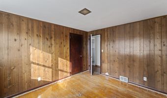 1800 Chopsey Hill Rd, Bridgeport, CT 06606