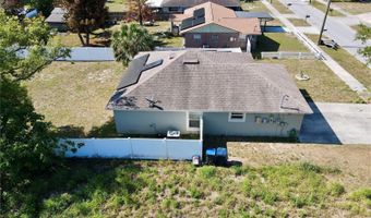 313 OAK St, Auburndale, FL 33823