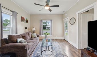 330 E Main, Augusta, KS 67010