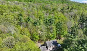 265 Stonewall Dr, Bristol, VT 05443
