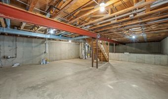 1831 Haverford Dr, Algonquin, IL 60102