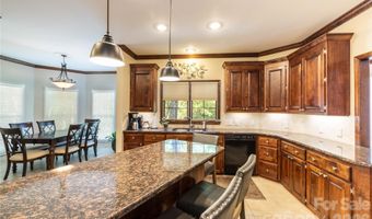 1200 Heritage Dr, Albemarle, NC 28001