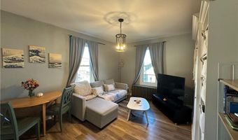 49 E Bowery St 3, Newport, RI 02840