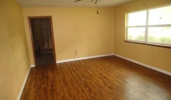 801 W Iowa St, Beebe, AR 72012