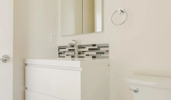 8296 High St, La Mesa, CA 91941