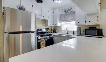 75 Sylvia Ave, North Providence, RI 02911