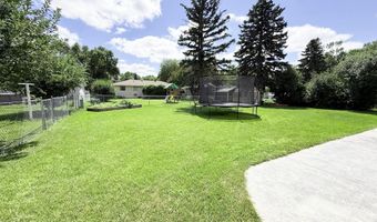 1222 Apollo Ave, Aberdeen, SD 57401